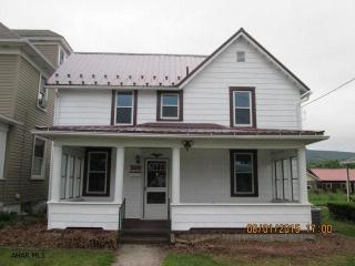 309 2nd St, Bellwood, PA 16617-2105