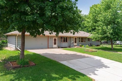 5325 Georgia Ave, Minneapolis, MN 55428-3944