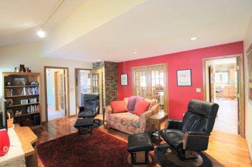 1316 16th St, Willmar MN  56201-2854 exterior