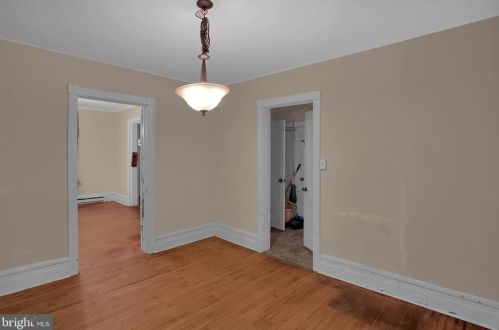 2001 Derry St, Harrisburg PA 17111-1643 exterior