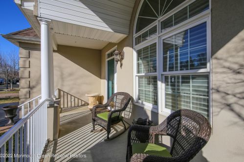 29 Rolling Meadows Blvd, Tinton Falls, NJ 07712-8530