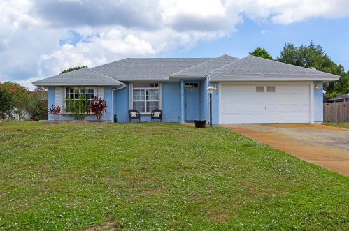 3780 6th Ln, Vero Beach, FL 32968-1317