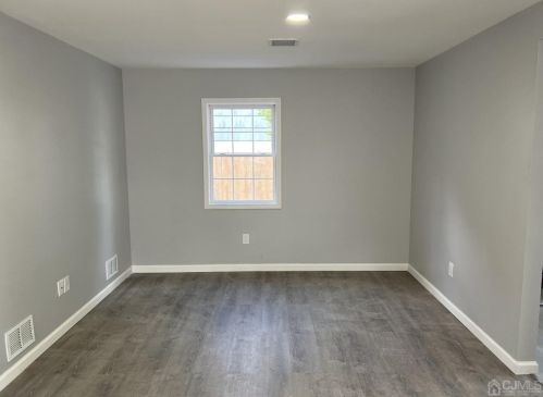 25 Livingston Ave, Avenel NJ  07001-1441 exterior