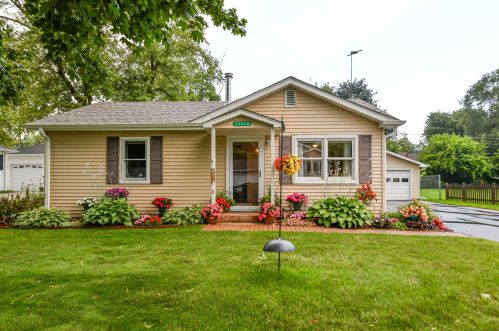 11218 10 Ave, Kenosha WI 53158-5264 exterior