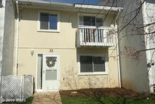 32 Monarch Dr, Dulles, VA 20164-1339
