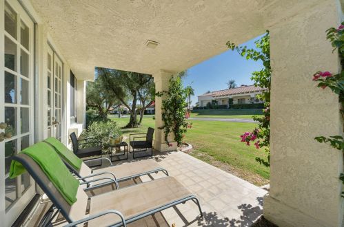 49970 Avenida Vista Bonita, La Quinta CA  92253-2613 exterior