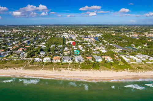 1215 Crestwood Dr, Delray Beach FL  33483-7211 exterior