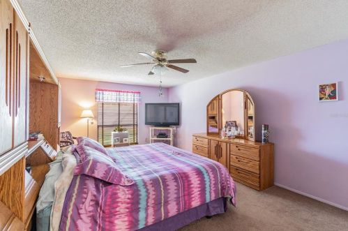 10330 Maverick St, New Port Richey FL 34654-5827 exterior