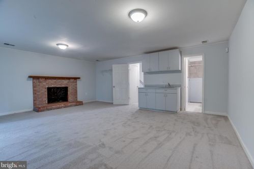 3029 Seminole Rd, Woodbridge VA  22192-1840 exterior