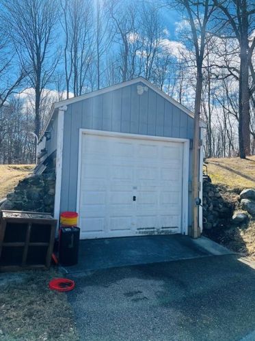 80 Flagg Ln, North Kingstown RI  02852-6708 exterior