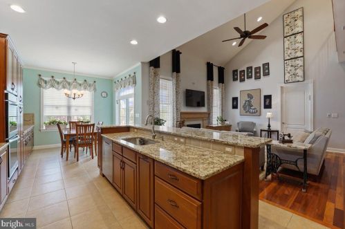 830 Woods End Ct, Collegeville PA  19426-2912 exterior