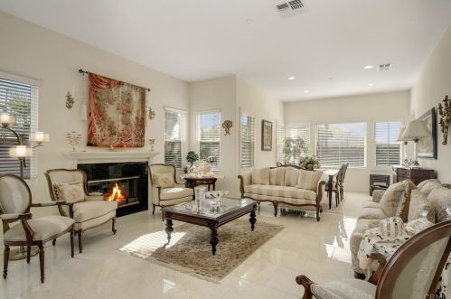 1615 Travertine Pl, El Cajon, CA 92019-3756