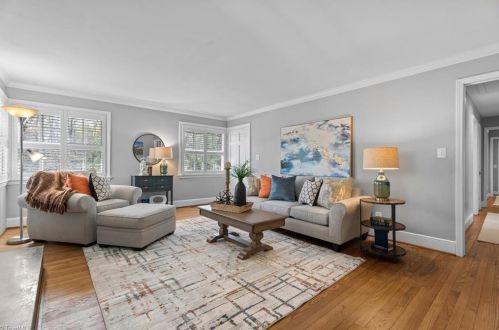 1518 Liberty Dr, Greensboro NC  27408-4928 exterior