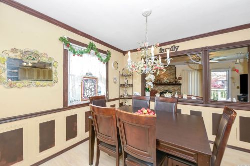 49 Tellar Dr, Islip Terrace NY  11752-2918 exterior