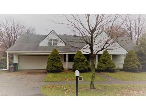 165 Yant St, Bolivar, OH 44612-9715
