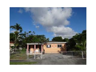2359 10th Ave, Hialeah, FL 33010-1903