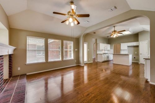 3712 Longhorn Dr, Denton TX  76210 exterior