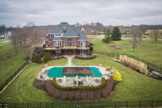 1019 Majestic Oaks Way, Simpsonville, KY 40067-5619