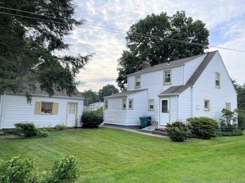 6 Marguerite Ave, Bloomfield, CT 06002-3334