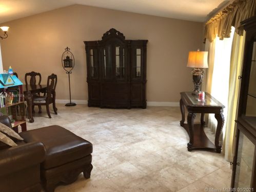 13621 Exotica Ln, West Palm Beach, FL 33414-8121