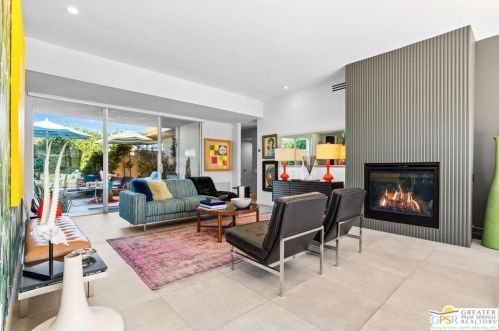 320 Desert Lakes Dr, Palm Springs CA  92264-5514 exterior