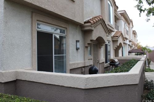 912 Turner Ave, Ontario, CA 91764-5334