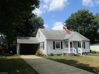 114 James St, Parral, OH 44622-2112