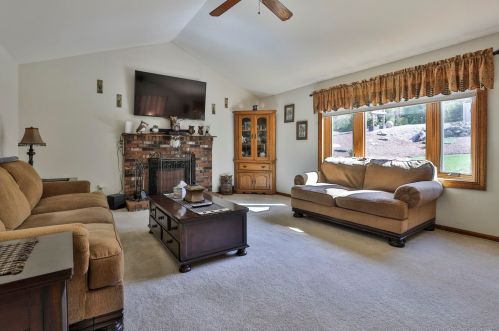 24 Route 13, Brookline, NH 03033-2002