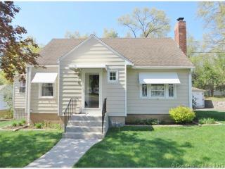 6 French Rd, Manchester, CT 06042-2823