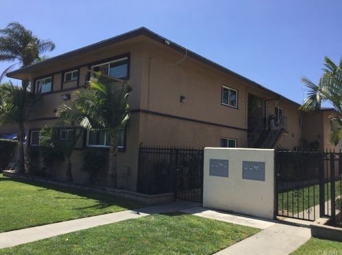 1834 Gramercy Ave, Anaheim, CA 92801-4553