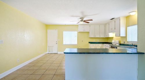 2733 Stanislaus St, Riverbank CA  95367-2238 exterior