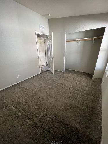 5300 Cortland St, Lynwood CA  90262-3964 exterior