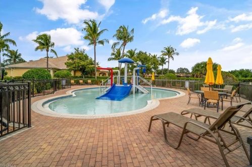 15221 Cortona Way, Naples FL  34120-0673 exterior