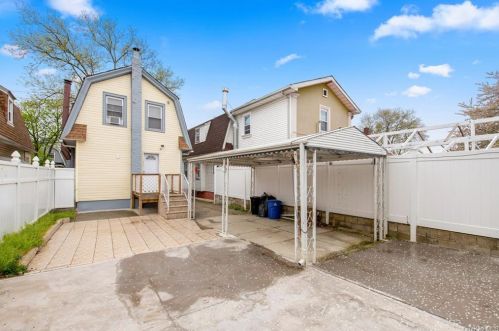 221-13 91st Rd, Jamaica NY  11421-2723 exterior