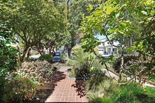 1725 Hampton Ave, Redwood City CA  94061-2608 exterior