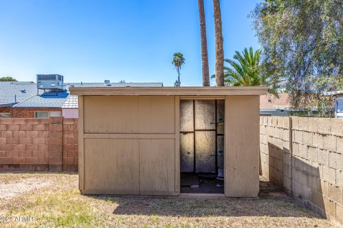 12414 44th Ln, Glendale AZ  85304-2307 exterior