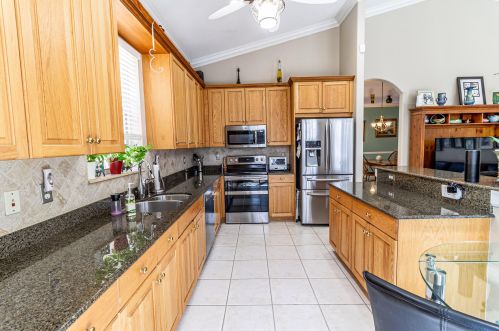 12117 Colony Preserve Dr, Boynton Beach, FL 33436-5805