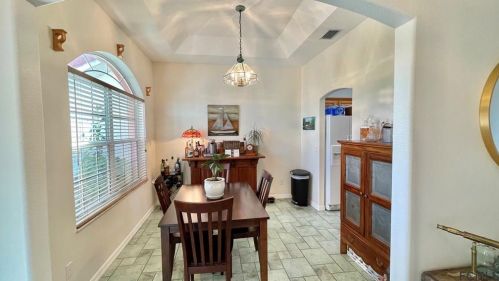 5 Crampton Ct, Palm Coast, FL 32137-9055