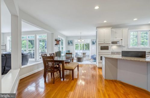 42104 Glynn Tarra Pl, Leesburg VA  20176-5478 exterior