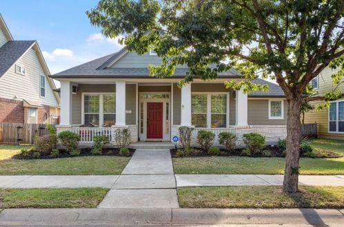 313 Greenside Ln, Georgetown TX  78633-4380 exterior