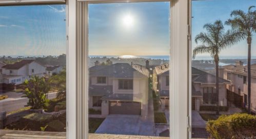 1808 Amalfi Dr, Encinitas CA  92024-1284 exterior