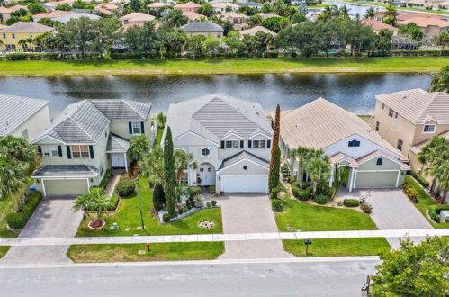 353 Berenger Walk, West Palm Beach, FL 33414-4345