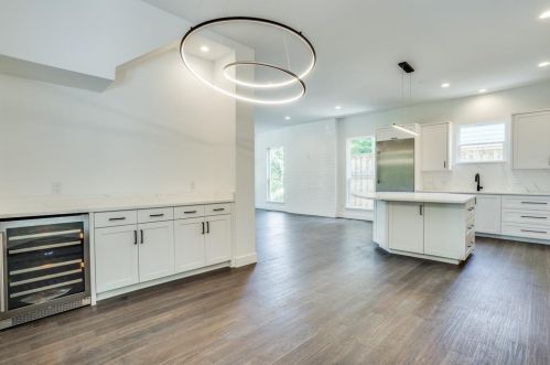 640 Colorado Blvd, Dallas TX  75203-1108 exterior