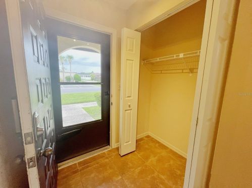 477 Hunter Cir, Kissimmee, FL 34758-3332