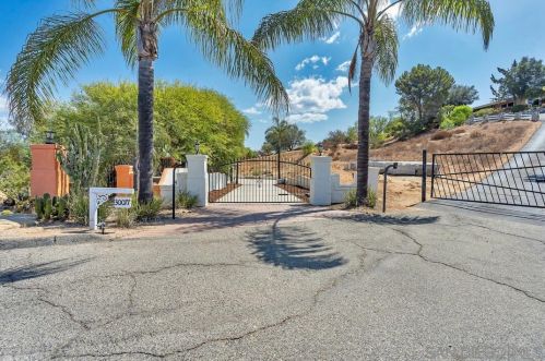 30077 Alta Mira Ln, Valley Center, CA 92082-4722