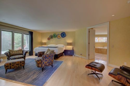 875 Squire Oaks Dr, Covington KY  41017-1342 exterior