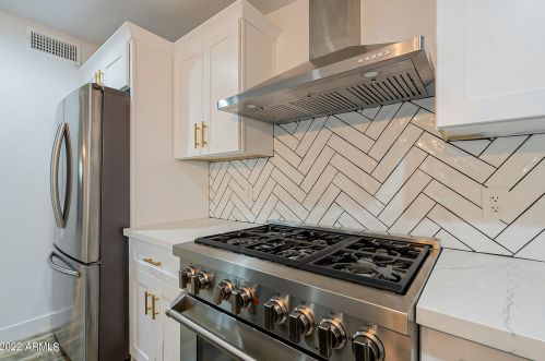 1038 78 Pl, Scottsdale AZ 85250-7906 exterior