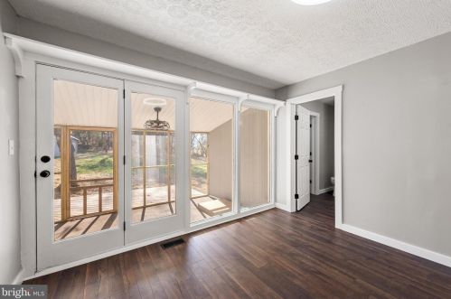 482 Rittenour Rd, Edinburg VA  22824-2928 exterior