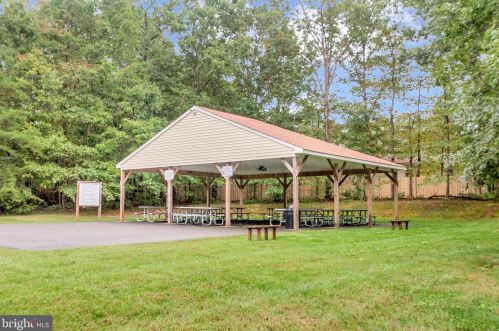 10511 Holleybrooke Dr, Spotsylvania VA  22553-1635 exterior