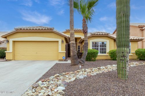 2411 Binner Dr, Chandler, AZ 85225-4104